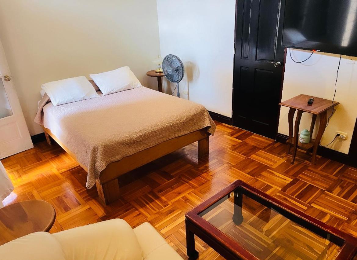 Ester'S Place Escazú Εξωτερικό φωτογραφία